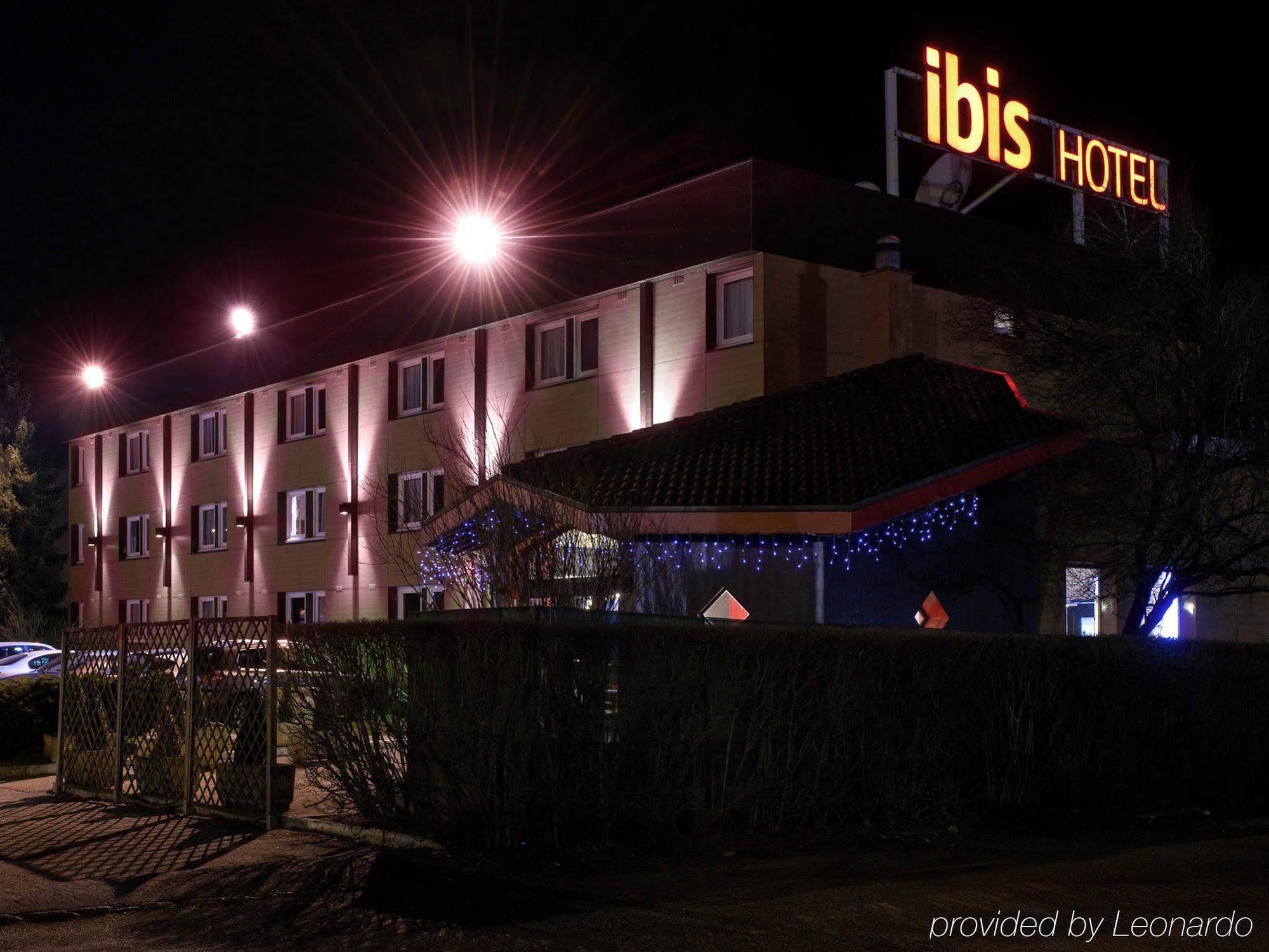 Ibis Sallanches Porte Du Montblanc Hotel Exterior foto